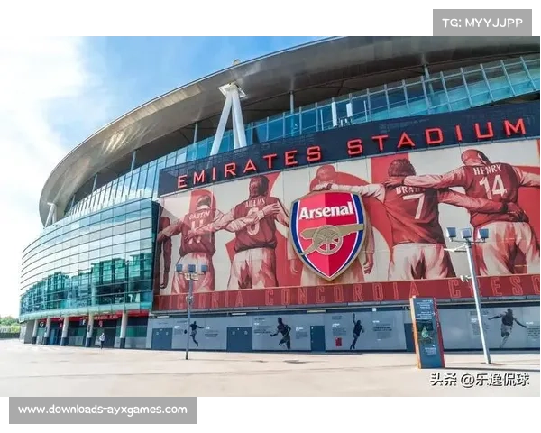 枪手欧冠主场氛围热烈 球迷高歌助威为球队注入无穷动力 枪手欧冠主场氛围热烈 球迷高歌助威为球队注入无穷动力